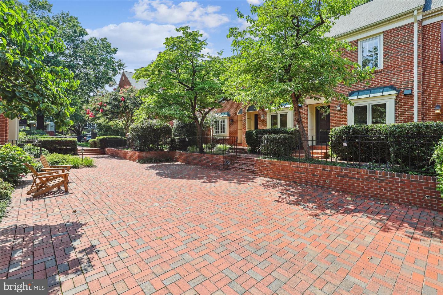 1229 PORTNER RD, ALEXANDRIA, Virginia 22314, 2 Bedrooms Bedrooms, 7 Rooms Rooms,1 BathroomBathrooms,Residential,For sale,1229 PORTNER RD,VAAX2047906 MLS # VAAX2047906