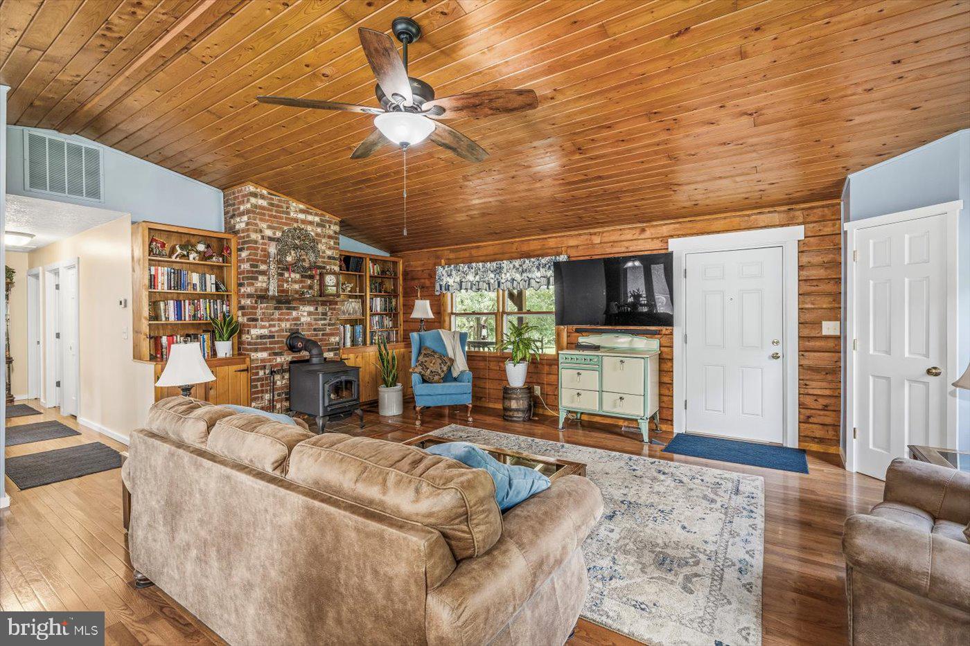 108 TACKETTS MILL RD, STAFFORD, Virginia 22556, 3 Bedrooms Bedrooms, ,1 BathroomBathrooms,Residential,For sale,108 TACKETTS MILL RD,VAST2041184 MLS # VAST2041184
