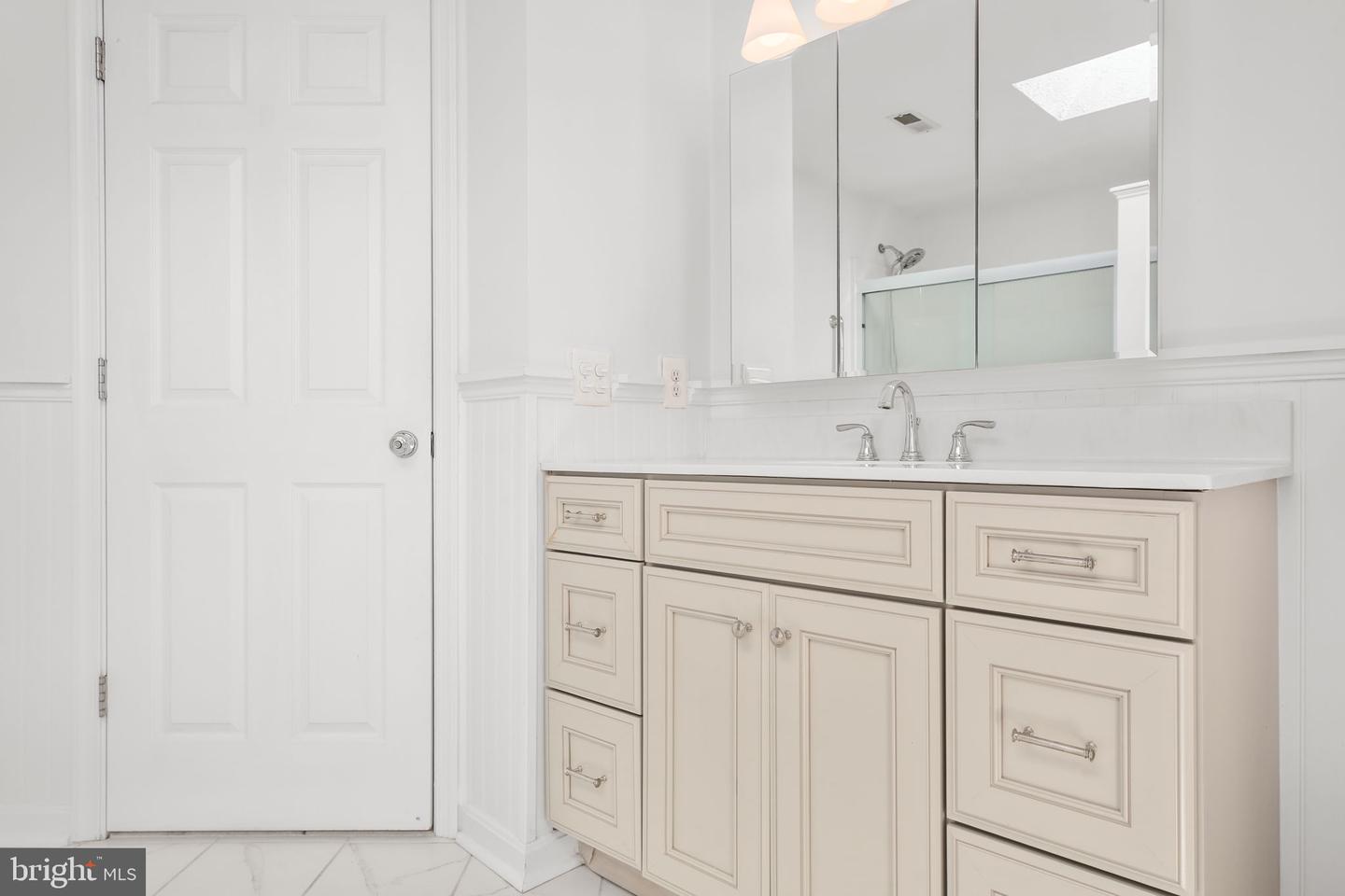6901 LAKELAND WAY, FREDERICKSBURG, Virginia 22407, 5 Bedrooms Bedrooms, ,3 BathroomsBathrooms,Residential,For sale,6901 LAKELAND WAY,VASP2035010 MLS # VASP2035010
