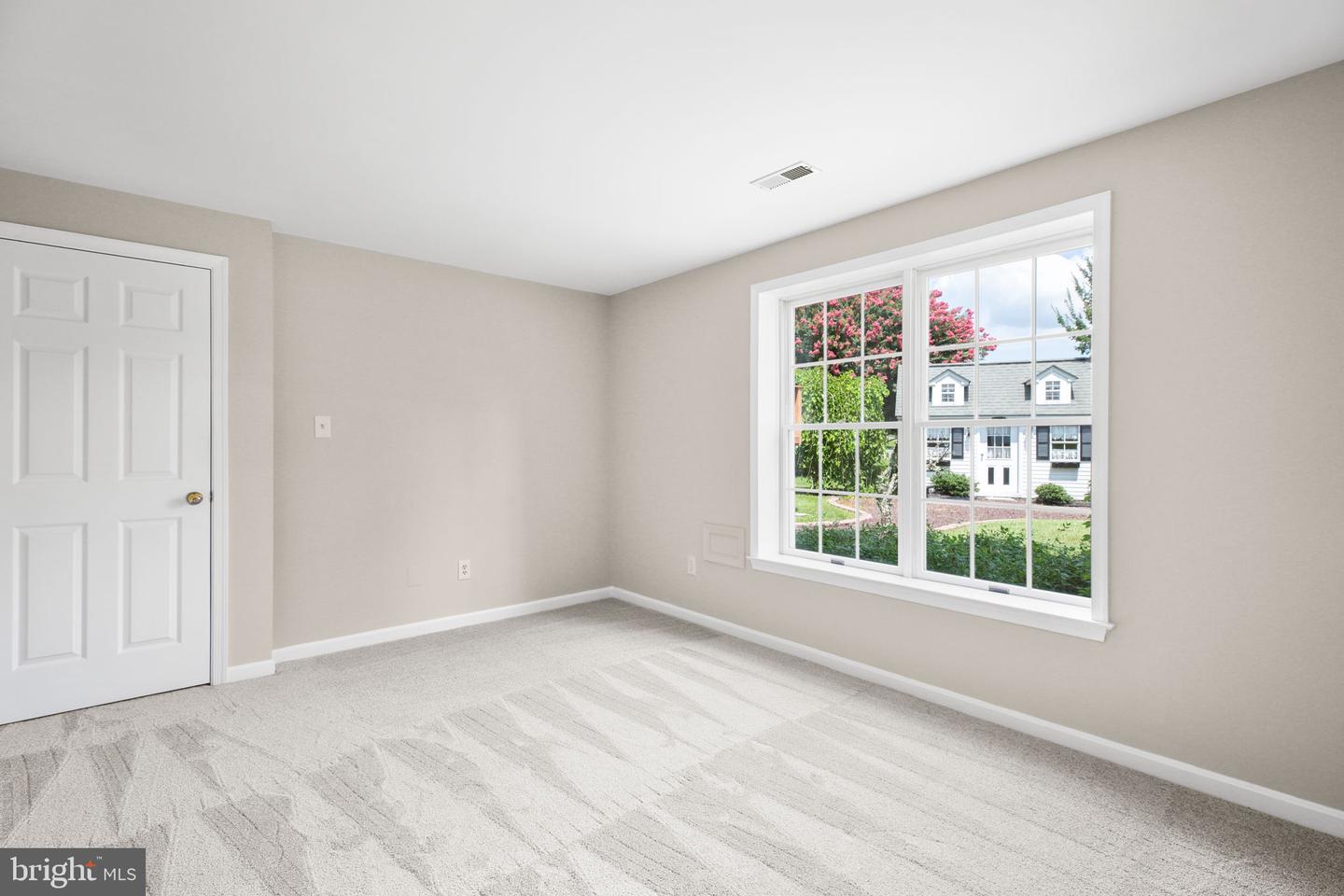 6901 LAKELAND WAY, FREDERICKSBURG, Virginia 22407, 5 Bedrooms Bedrooms, ,3 BathroomsBathrooms,Residential,For sale,6901 LAKELAND WAY,VASP2035010 MLS # VASP2035010