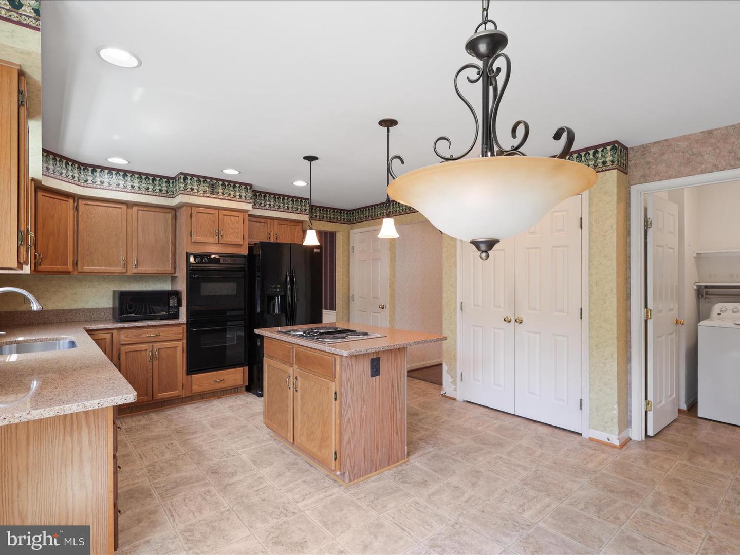 4293 EXETER DR, DUMFRIES, Virginia 22025, 5 Bedrooms Bedrooms, ,3 BathroomsBathrooms,Residential,For sale,4293 EXETER DR,VAPW2100284 MLS # VAPW2100284