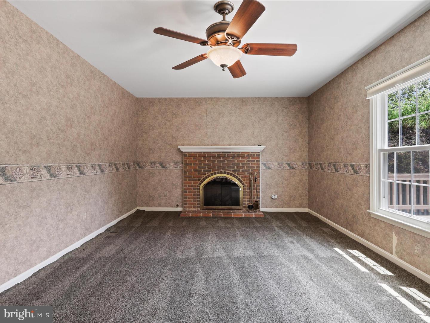 4293 EXETER DR, DUMFRIES, Virginia 22025, 5 Bedrooms Bedrooms, ,3 BathroomsBathrooms,Residential,For sale,4293 EXETER DR,VAPW2100284 MLS # VAPW2100284