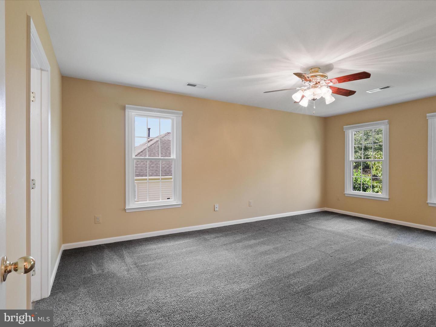 4293 EXETER DR, DUMFRIES, Virginia 22025, 5 Bedrooms Bedrooms, ,3 BathroomsBathrooms,Residential,For sale,4293 EXETER DR,VAPW2100284 MLS # VAPW2100284
