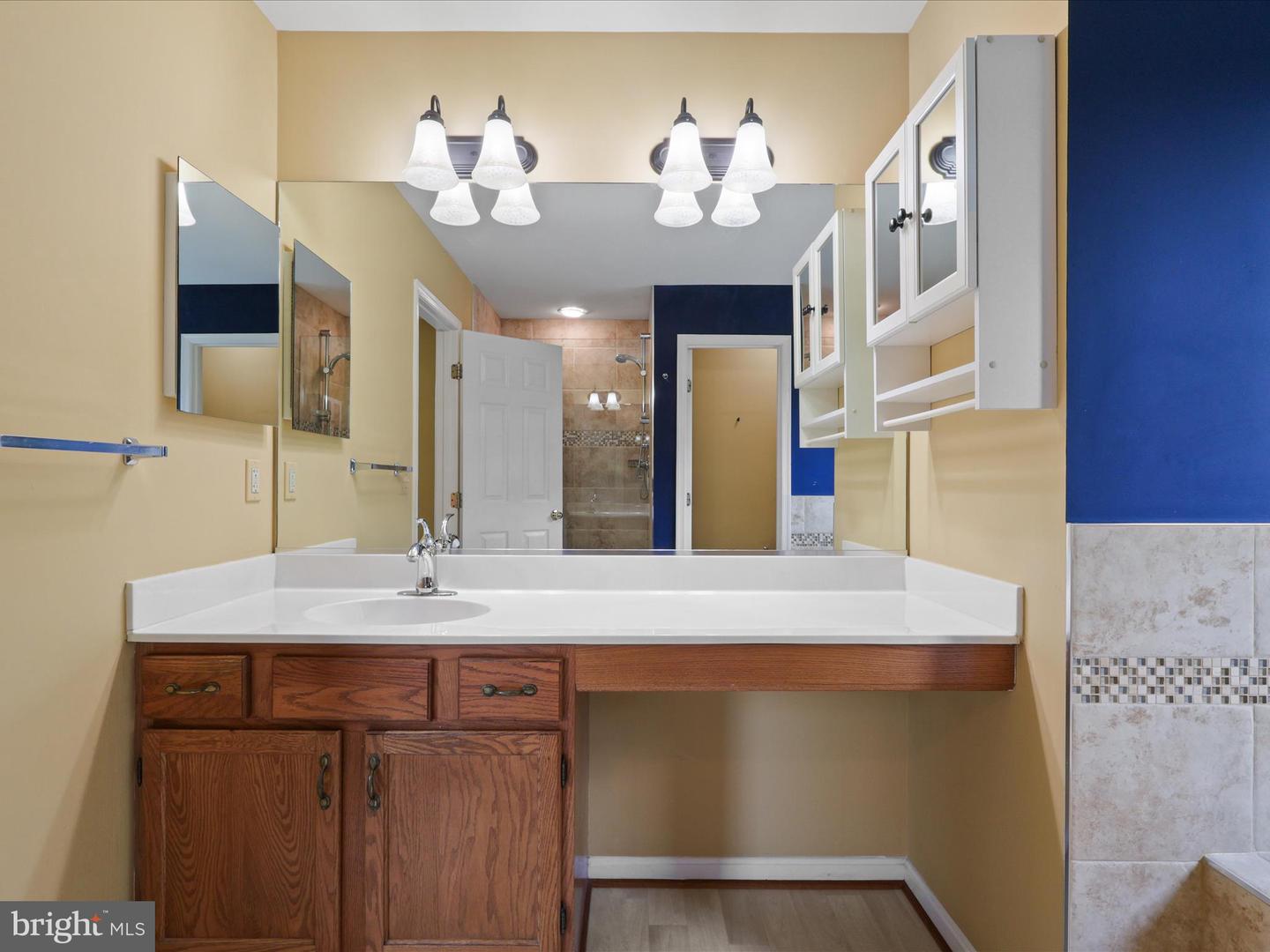 4293 EXETER DR, DUMFRIES, Virginia 22025, 5 Bedrooms Bedrooms, ,3 BathroomsBathrooms,Residential,For sale,4293 EXETER DR,VAPW2100284 MLS # VAPW2100284