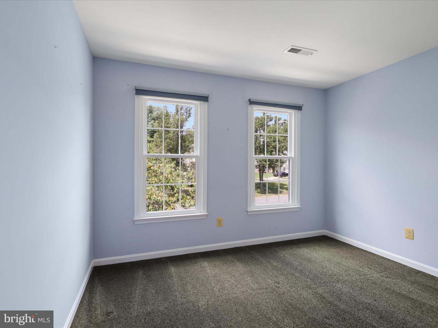 4293 EXETER DR, DUMFRIES, Virginia 22025, 5 Bedrooms Bedrooms, ,3 BathroomsBathrooms,Residential,For sale,4293 EXETER DR,VAPW2100284 MLS # VAPW2100284