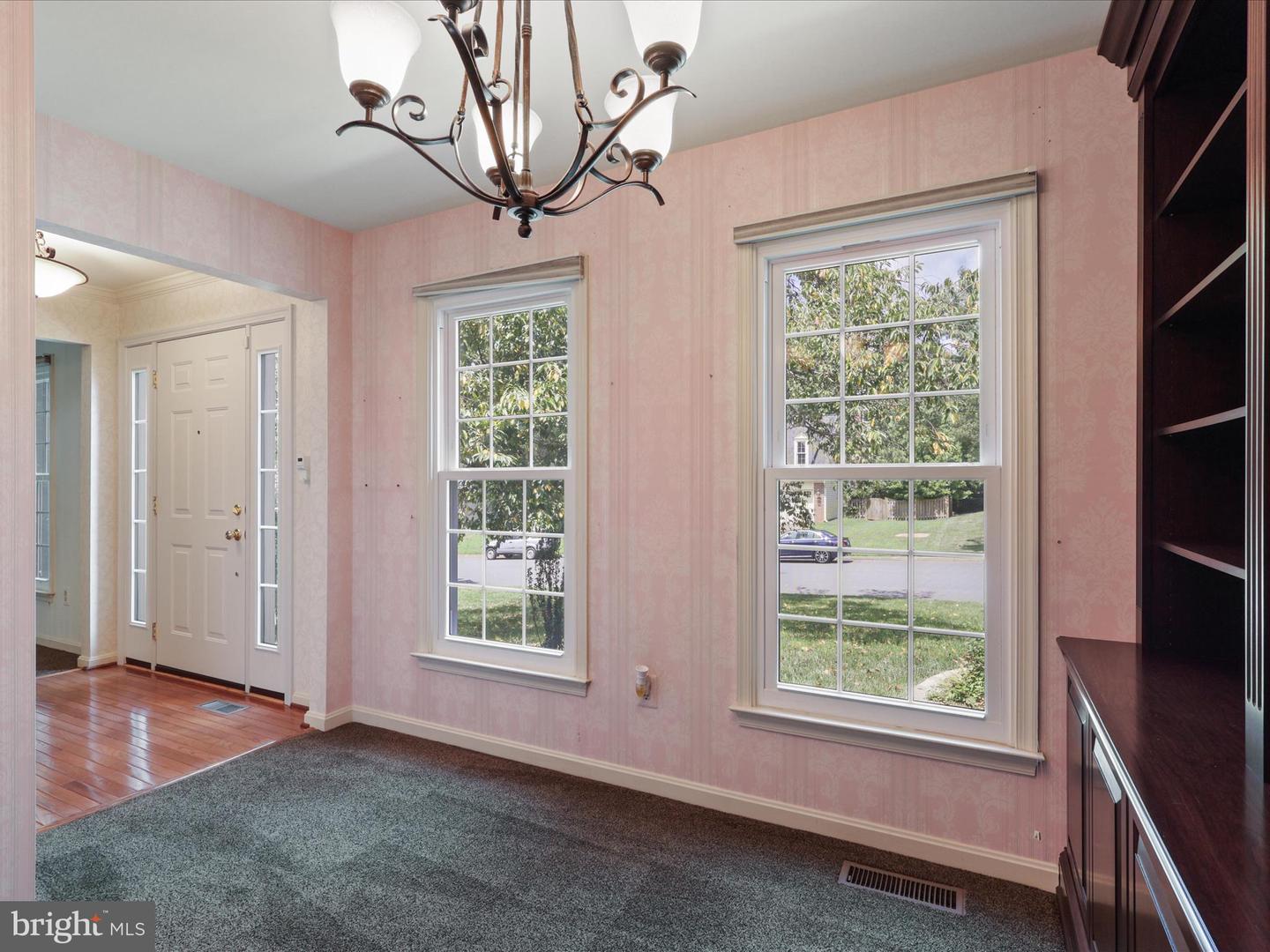 4293 EXETER DR, DUMFRIES, Virginia 22025, 5 Bedrooms Bedrooms, ,3 BathroomsBathrooms,Residential,For sale,4293 EXETER DR,VAPW2100284 MLS # VAPW2100284