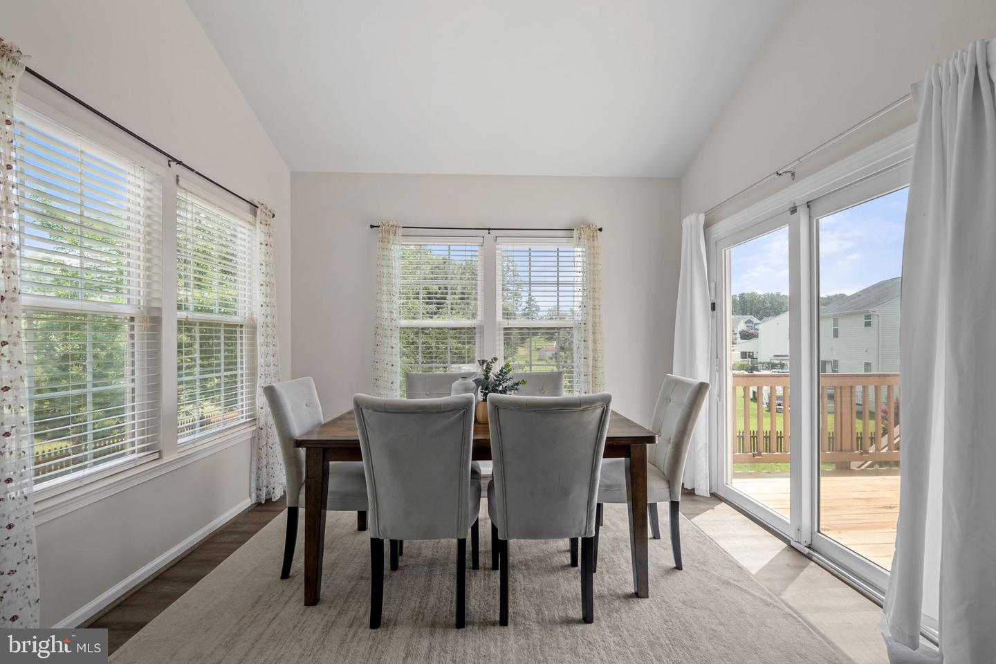 2644 MYRTLEWOOD DR, DUMFRIES, Virginia 22026, 4 Bedrooms Bedrooms, ,3 BathroomsBathrooms,Residential,For sale,2644 MYRTLEWOOD DR,VAPW2100374 MLS # VAPW2100374