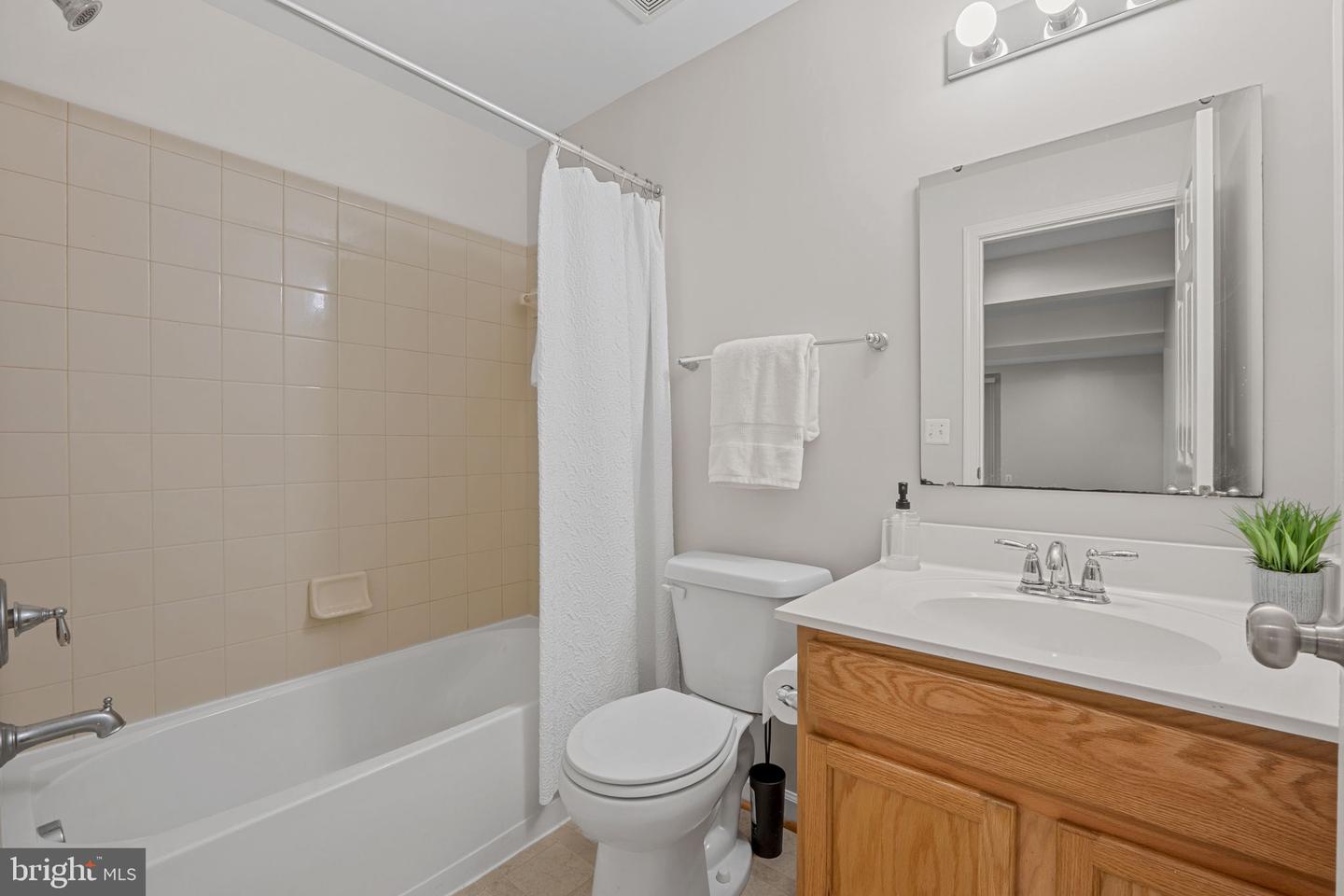 2644 MYRTLEWOOD DR, DUMFRIES, Virginia 22026, 4 Bedrooms Bedrooms, ,3 BathroomsBathrooms,Residential,For sale,2644 MYRTLEWOOD DR,VAPW2100374 MLS # VAPW2100374