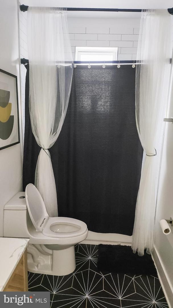1621 T ST SE #2, WASHINGTON, District Of Columbia 20020, 3 Bedrooms Bedrooms, ,1 BathroomBathrooms,Residential,For sale,1621 T ST SE #2,DCDC2212906 MLS # DCDC2212906