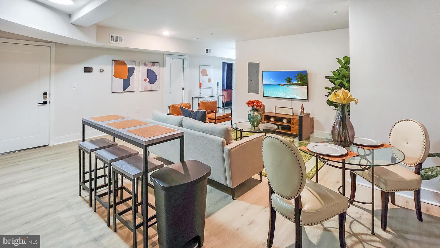 1621 T ST SE #2, WASHINGTON, District Of Columbia 20020, 3 Bedrooms Bedrooms, ,1 BathroomBathrooms,Residential,For sale,1621 T ST SE #2,DCDC2212906 MLS # DCDC2212906