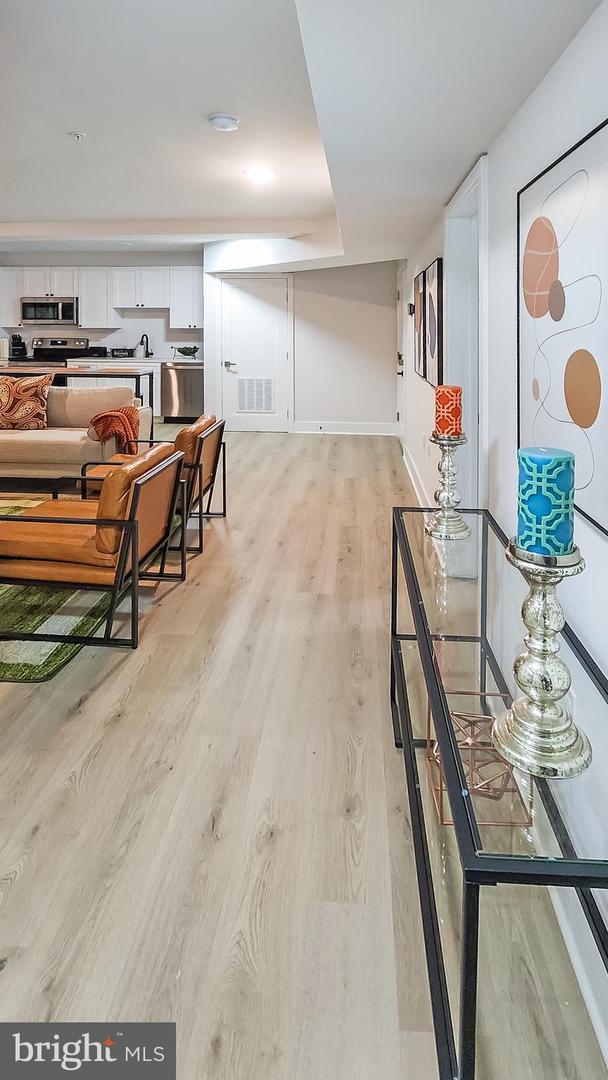 1621 T ST SE #2, WASHINGTON, District Of Columbia 20020, 3 Bedrooms Bedrooms, ,1 BathroomBathrooms,Residential,For sale,1621 T ST SE #2,DCDC2212906 MLS # DCDC2212906