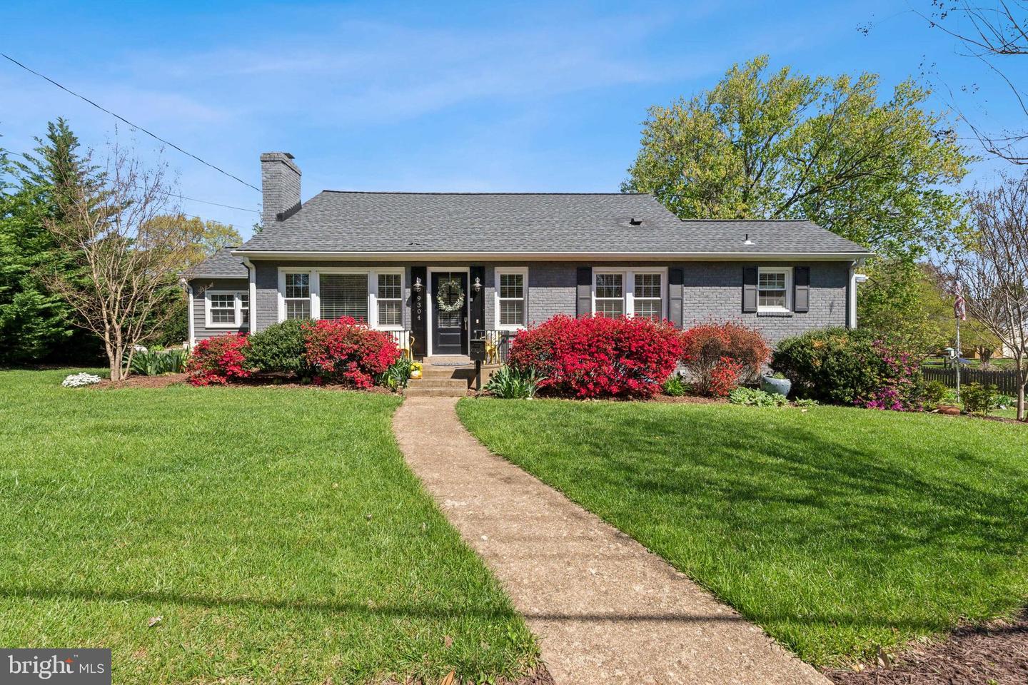 9304 STUART AVE, MANASSAS, Virginia 20110, 4 Bedrooms Bedrooms, ,3 BathroomsBathrooms,Residential,For sale,9304 STUART AVE,VAMN2009114 MLS # VAMN2009114