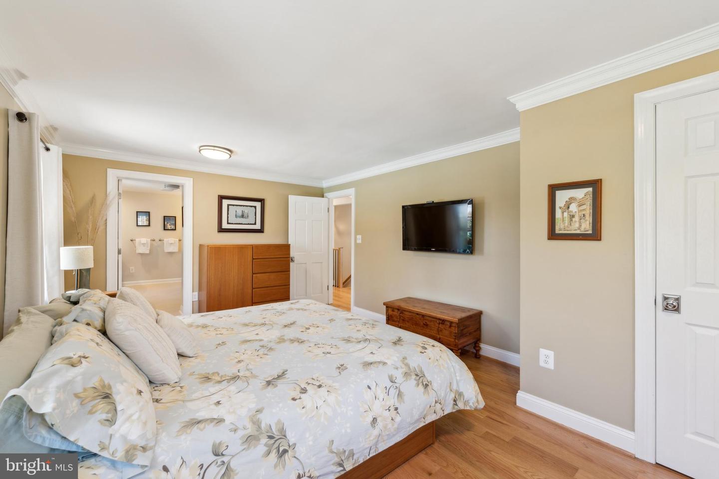 9304 STUART AVE, MANASSAS, Virginia 20110, 4 Bedrooms Bedrooms, ,3 BathroomsBathrooms,Residential,For sale,9304 STUART AVE,VAMN2009114 MLS # VAMN2009114