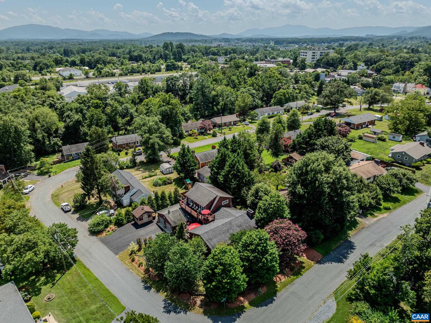 5659 SAINT GEORGE AVE, CROZET, Virginia 22932, 4 Bedrooms Bedrooms, ,2 BathroomsBathrooms,Residential,For sale,5659 SAINT GEORGE AVE,667332 MLS # 667332