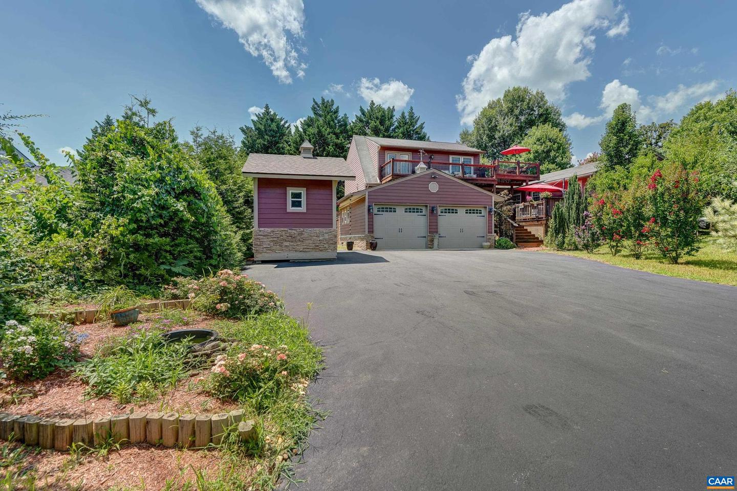 5659 SAINT GEORGE AVE, CROZET, Virginia 22932, 4 Bedrooms Bedrooms, ,2 BathroomsBathrooms,Residential,For sale,5659 SAINT GEORGE AVE,667332 MLS # 667332