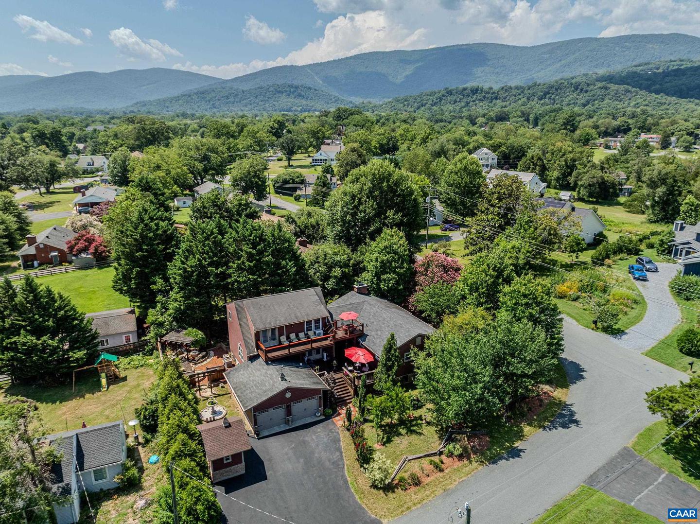5659 SAINT GEORGE AVE, CROZET, Virginia 22932, 4 Bedrooms Bedrooms, ,2 BathroomsBathrooms,Residential,For sale,5659 SAINT GEORGE AVE,667332 MLS # 667332