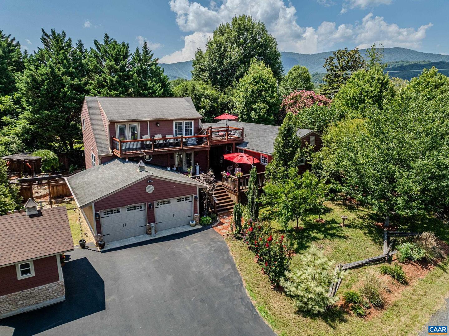 5659 SAINT GEORGE AVE, CROZET, Virginia 22932, 4 Bedrooms Bedrooms, ,2 BathroomsBathrooms,Residential,For sale,5659 SAINT GEORGE AVE,667332 MLS # 667332
