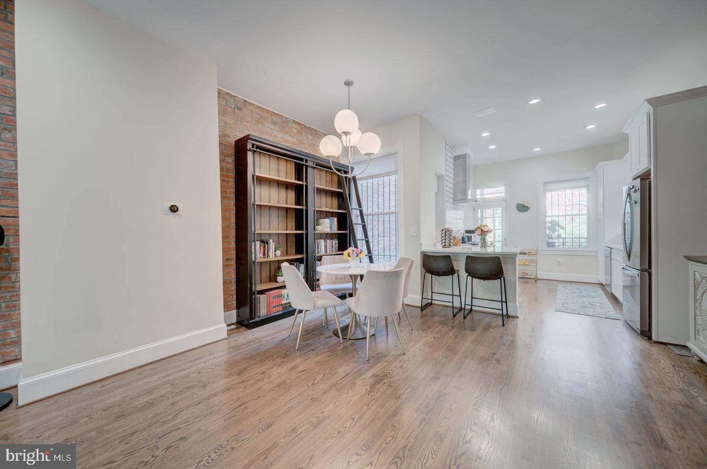 1842 NORTH CAPITOL ST NW, WASHINGTON, District Of Columbia 20002, 3 Bedrooms Bedrooms, ,2 BathroomsBathrooms,Residential,For sale,1842 NORTH CAPITOL ST NW,DCDC2213126 MLS # DCDC2213126