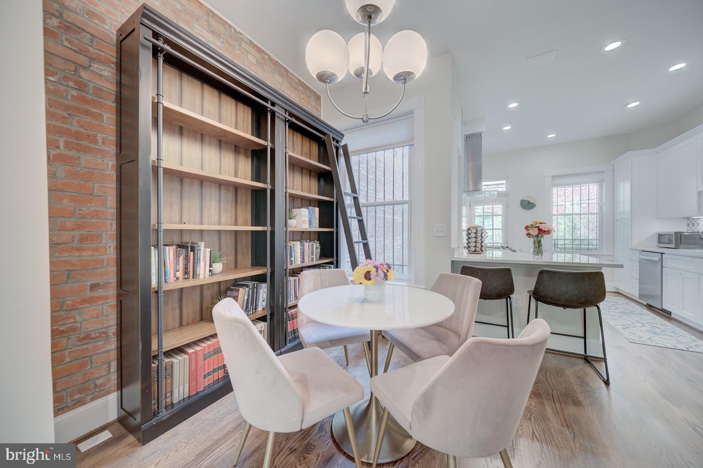 1842 NORTH CAPITOL ST NW, WASHINGTON, District Of Columbia 20002, 3 Bedrooms Bedrooms, ,2 BathroomsBathrooms,Residential,For sale,1842 NORTH CAPITOL ST NW,DCDC2213126 MLS # DCDC2213126