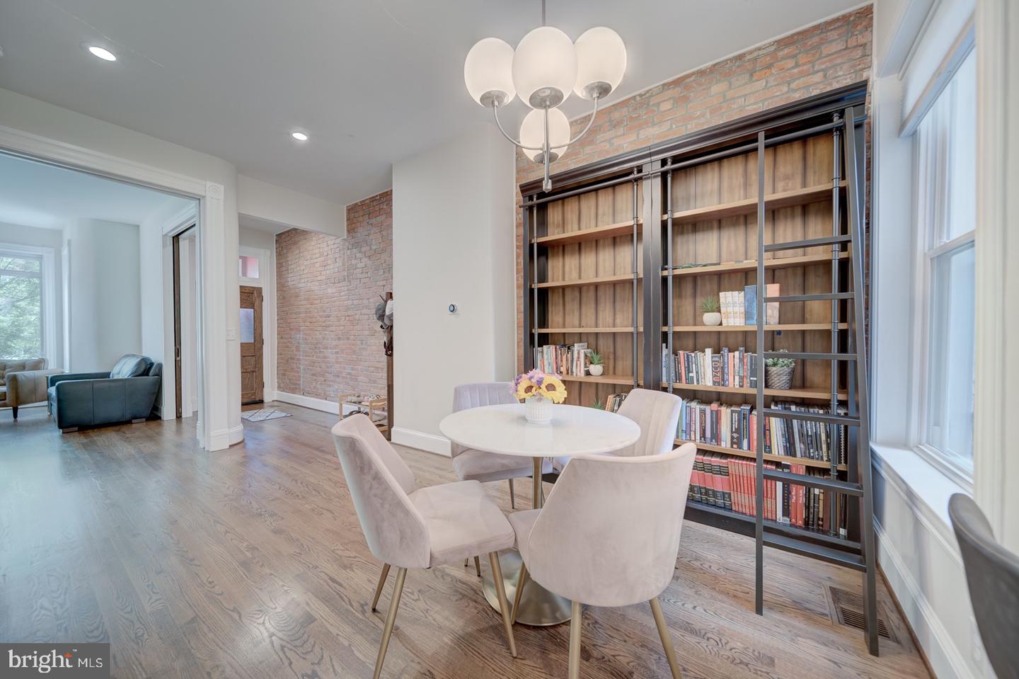 1842 NORTH CAPITOL ST NW, WASHINGTON, District Of Columbia 20002, 3 Bedrooms Bedrooms, ,2 BathroomsBathrooms,Residential,For sale,1842 NORTH CAPITOL ST NW,DCDC2213126 MLS # DCDC2213126