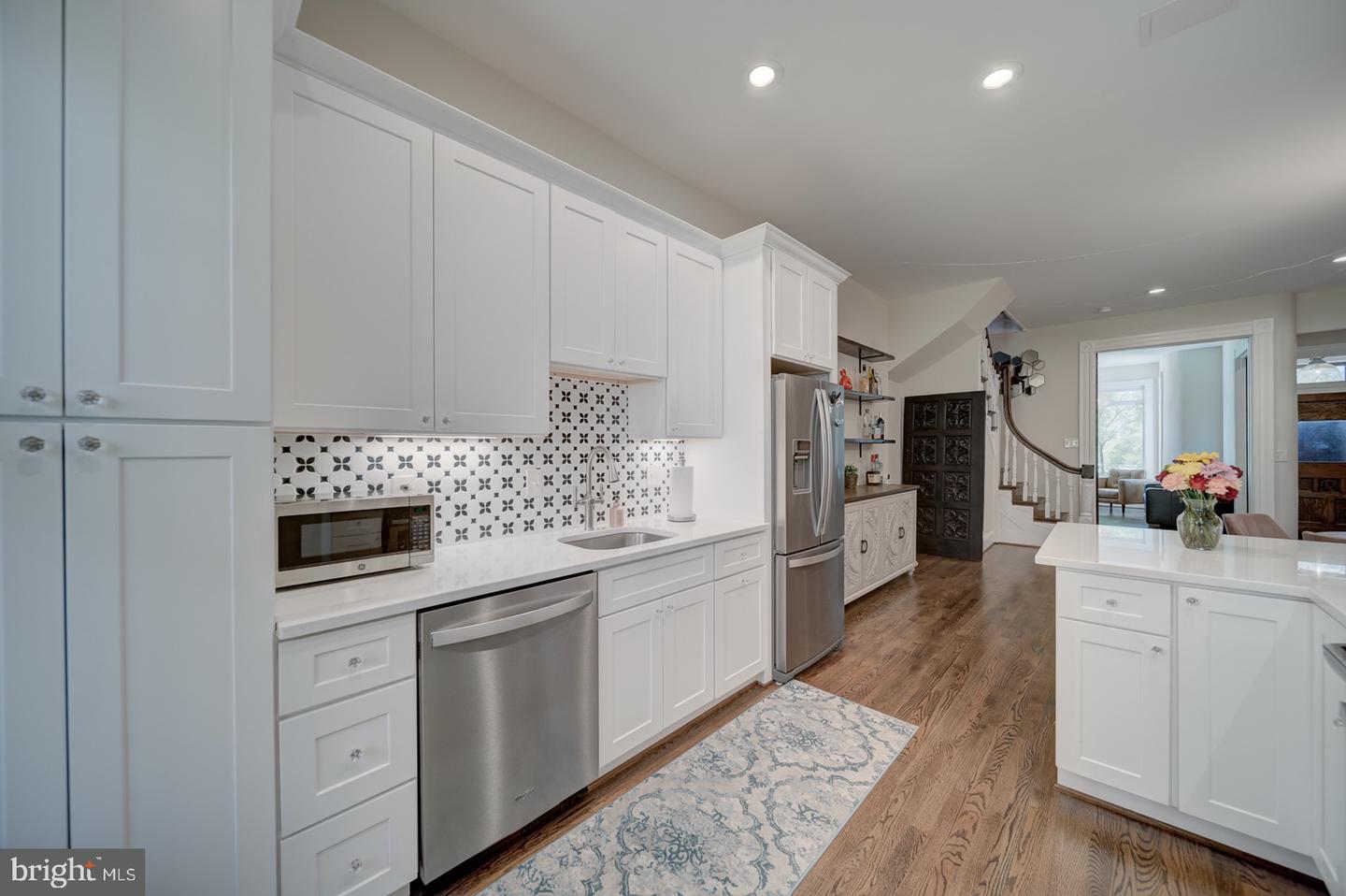 1842 NORTH CAPITOL ST NW, WASHINGTON, District Of Columbia 20002, 3 Bedrooms Bedrooms, ,2 BathroomsBathrooms,Residential,For sale,1842 NORTH CAPITOL ST NW,DCDC2213126 MLS # DCDC2213126