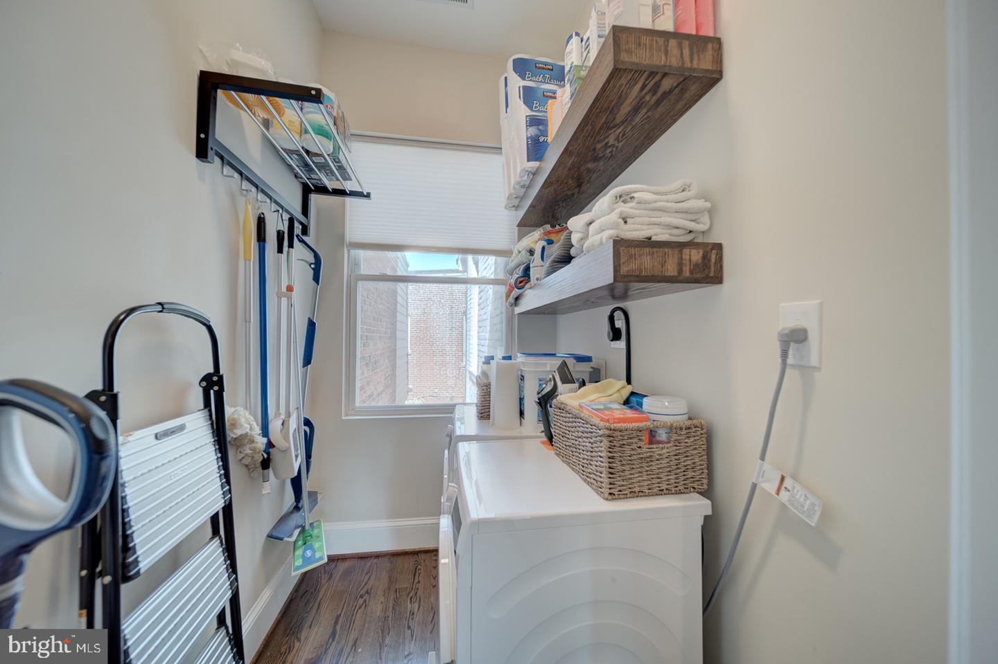 1842 NORTH CAPITOL ST NW, WASHINGTON, District Of Columbia 20002, 3 Bedrooms Bedrooms, ,2 BathroomsBathrooms,Residential,For sale,1842 NORTH CAPITOL ST NW,DCDC2213126 MLS # DCDC2213126