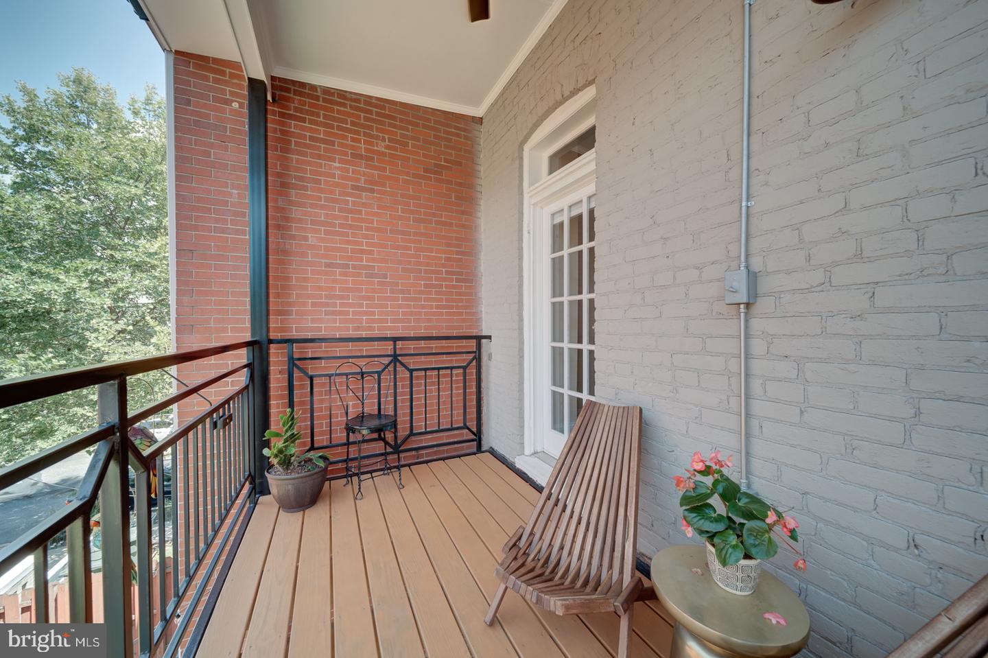 1842 NORTH CAPITOL ST NW, WASHINGTON, District Of Columbia 20002, 3 Bedrooms Bedrooms, ,2 BathroomsBathrooms,Residential,For sale,1842 NORTH CAPITOL ST NW,DCDC2213126 MLS # DCDC2213126