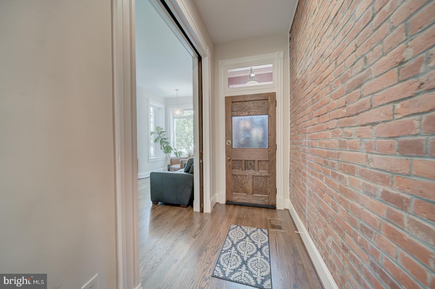 1842 NORTH CAPITOL ST NW, WASHINGTON, District Of Columbia 20002, 3 Bedrooms Bedrooms, ,2 BathroomsBathrooms,Residential,For sale,1842 NORTH CAPITOL ST NW,DCDC2213126 MLS # DCDC2213126
