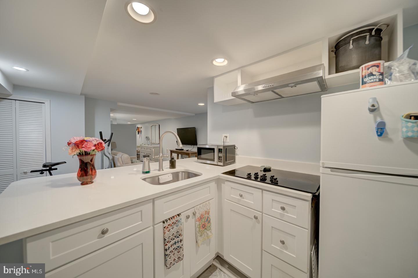 1842 NORTH CAPITOL ST NW, WASHINGTON, District Of Columbia 20002, 3 Bedrooms Bedrooms, ,2 BathroomsBathrooms,Residential,For sale,1842 NORTH CAPITOL ST NW,DCDC2213126 MLS # DCDC2213126