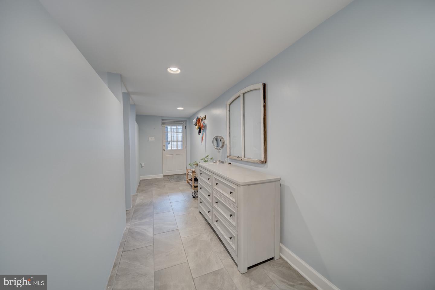 1842 NORTH CAPITOL ST NW, WASHINGTON, District Of Columbia 20002, 3 Bedrooms Bedrooms, ,2 BathroomsBathrooms,Residential,For sale,1842 NORTH CAPITOL ST NW,DCDC2213126 MLS # DCDC2213126