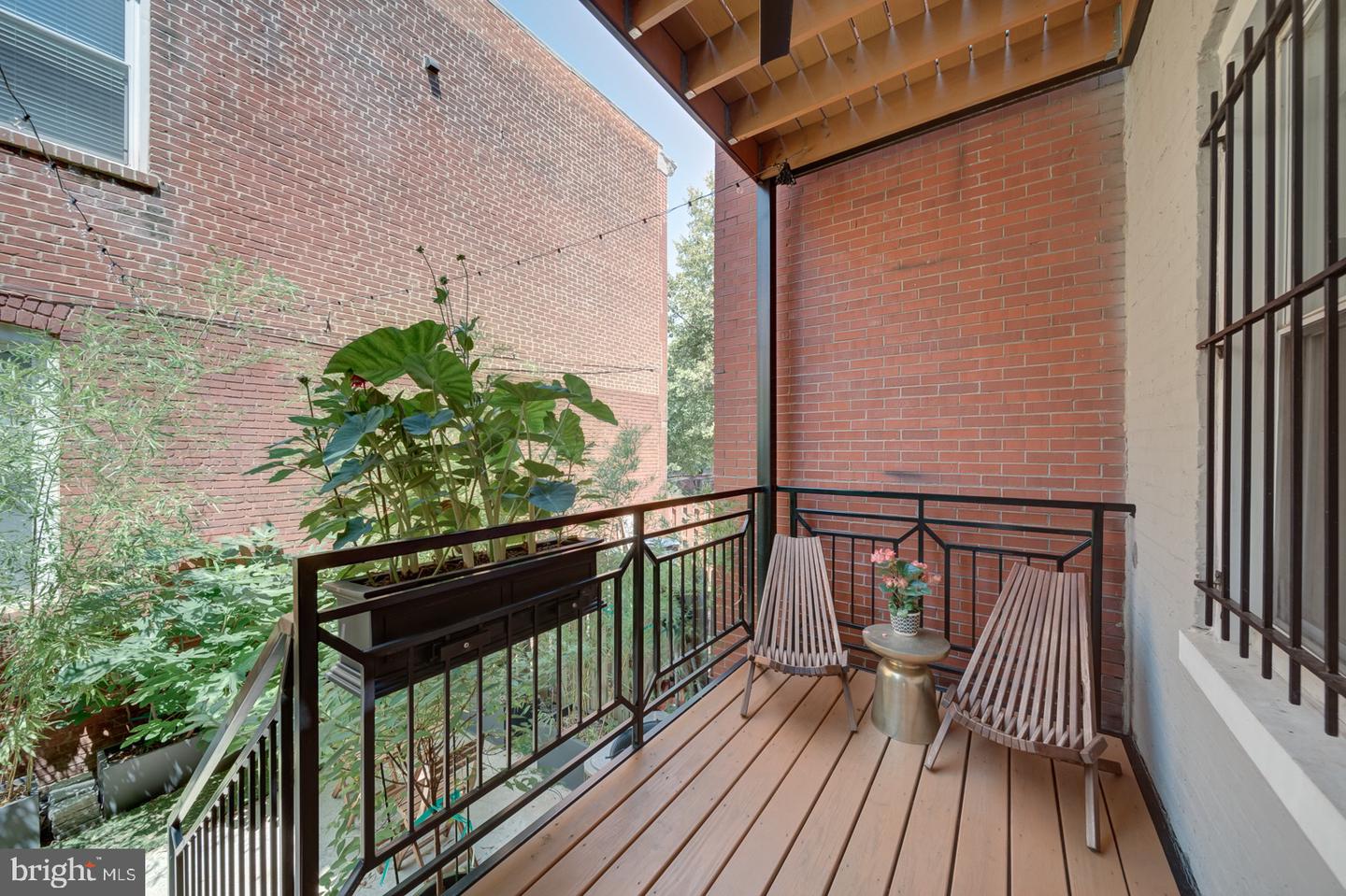 1842 NORTH CAPITOL ST NW, WASHINGTON, District Of Columbia 20002, 3 Bedrooms Bedrooms, ,2 BathroomsBathrooms,Residential,For sale,1842 NORTH CAPITOL ST NW,DCDC2213126 MLS # DCDC2213126