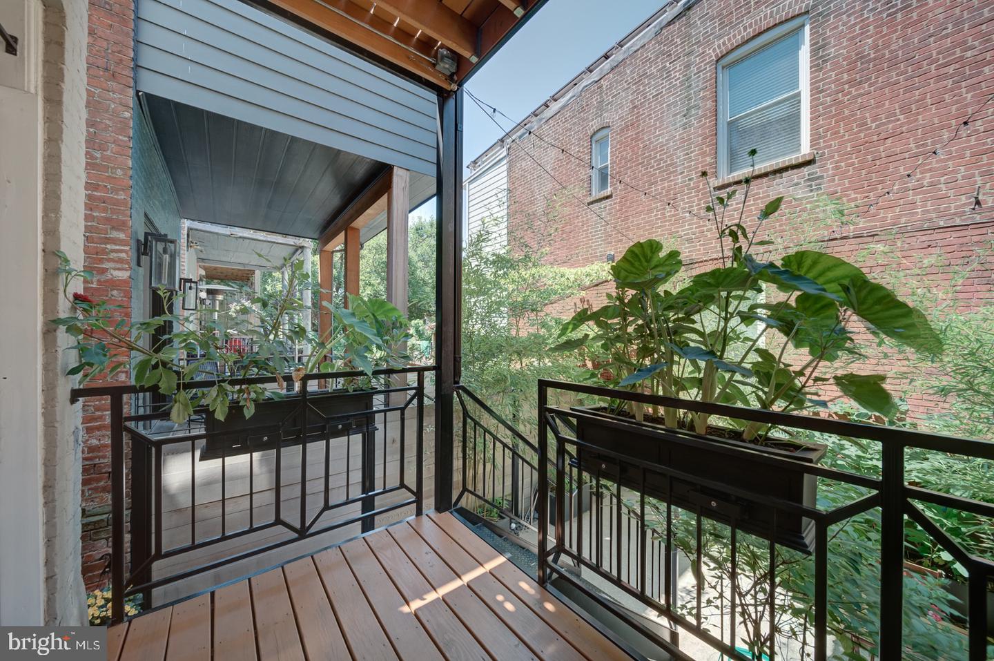 1842 NORTH CAPITOL ST NW, WASHINGTON, District Of Columbia 20002, 3 Bedrooms Bedrooms, ,2 BathroomsBathrooms,Residential,For sale,1842 NORTH CAPITOL ST NW,DCDC2213126 MLS # DCDC2213126