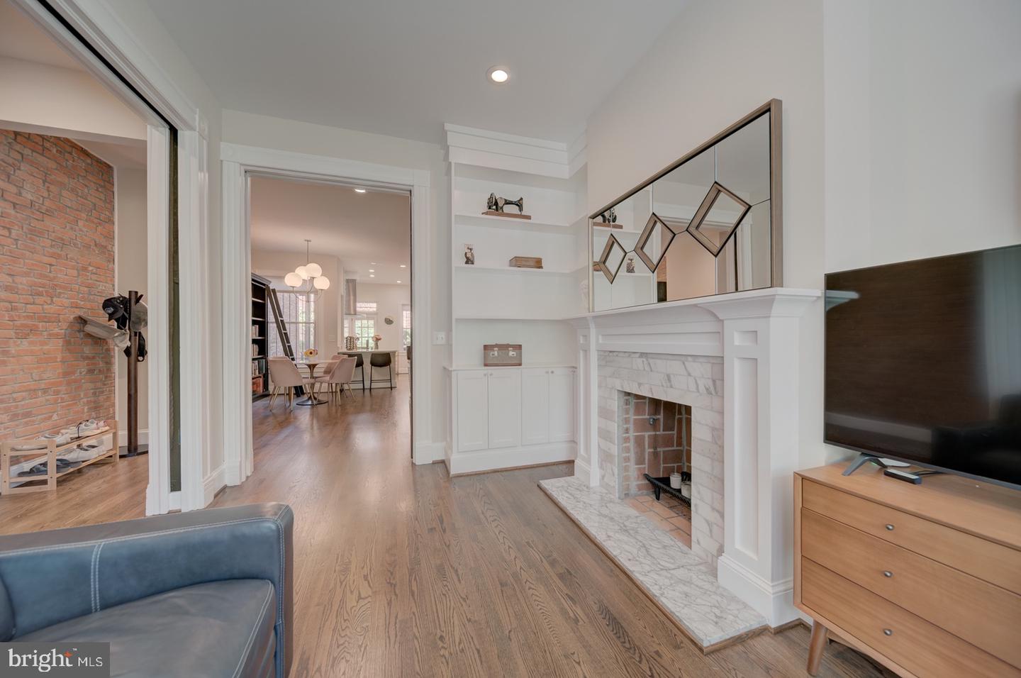 1842 NORTH CAPITOL ST NW, WASHINGTON, District Of Columbia 20002, 3 Bedrooms Bedrooms, ,2 BathroomsBathrooms,Residential,For sale,1842 NORTH CAPITOL ST NW,DCDC2213126 MLS # DCDC2213126