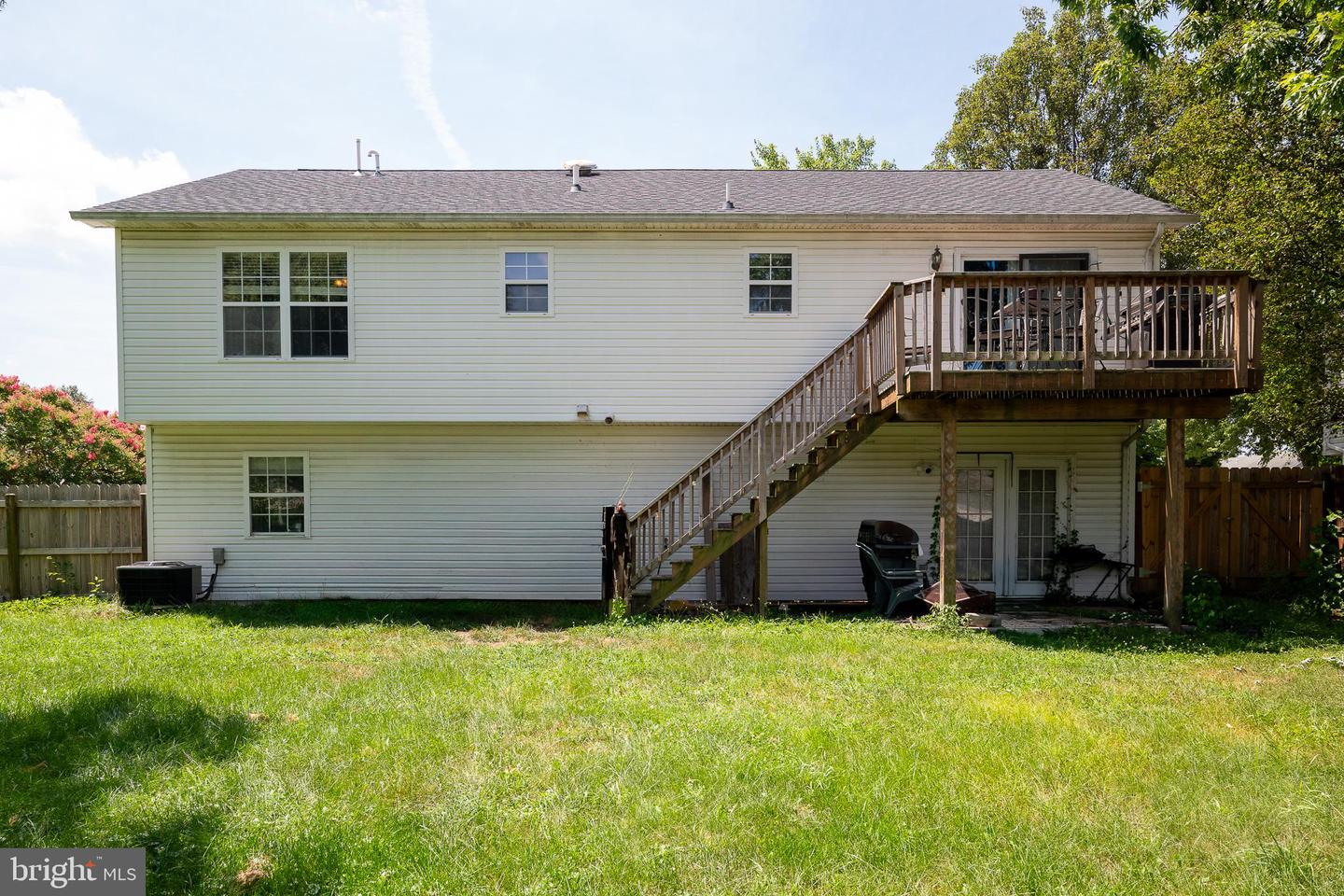 208 IVORY DR, STEPHENS CITY, Virginia 22655, 4 Bedrooms Bedrooms, ,3 BathroomsBathrooms,Residential,For sale,208 IVORY DR,VAFV2035820 MLS # VAFV2035820