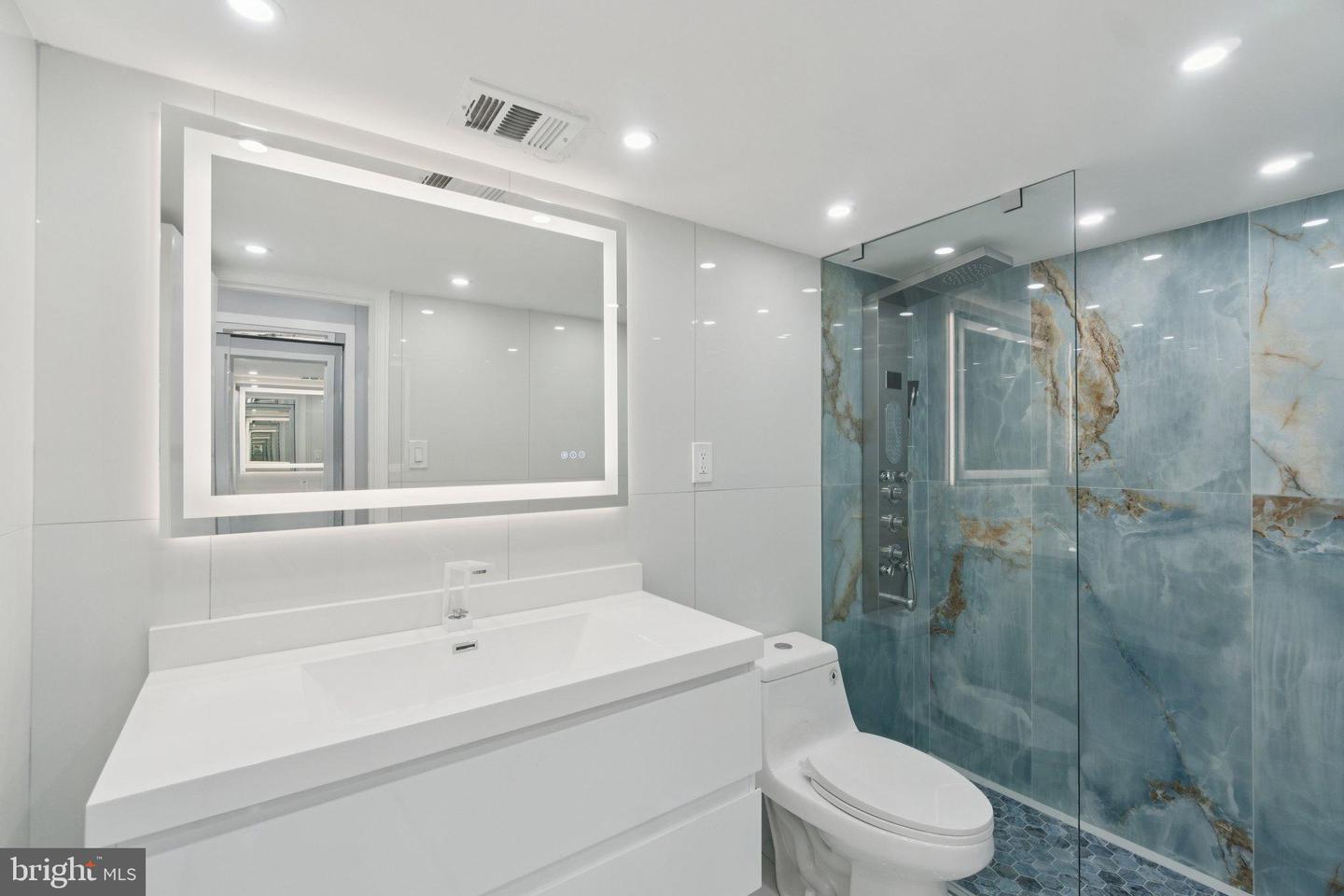 4201 CATHEDRAL AVE NW #122E, WASHINGTON, District Of Columbia 20016, 2 Bedrooms Bedrooms, ,1 BathroomBathrooms,Residential,For sale,4201 CATHEDRAL AVE NW #122E,DCDC2213214 MLS # DCDC2213214