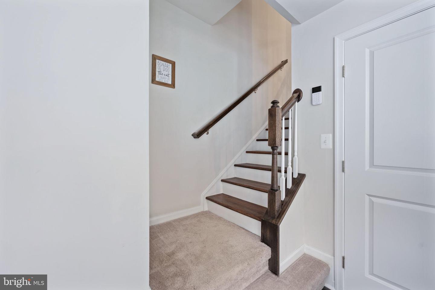 9711 CEDARMASS CIR, FREDERICKSBURG, Virginia 22408, 3 Bedrooms Bedrooms, 6 Rooms Rooms,2 BathroomsBathrooms,Residential,For sale,9711 CEDARMASS CIR,VASP2035138 MLS # VASP2035138