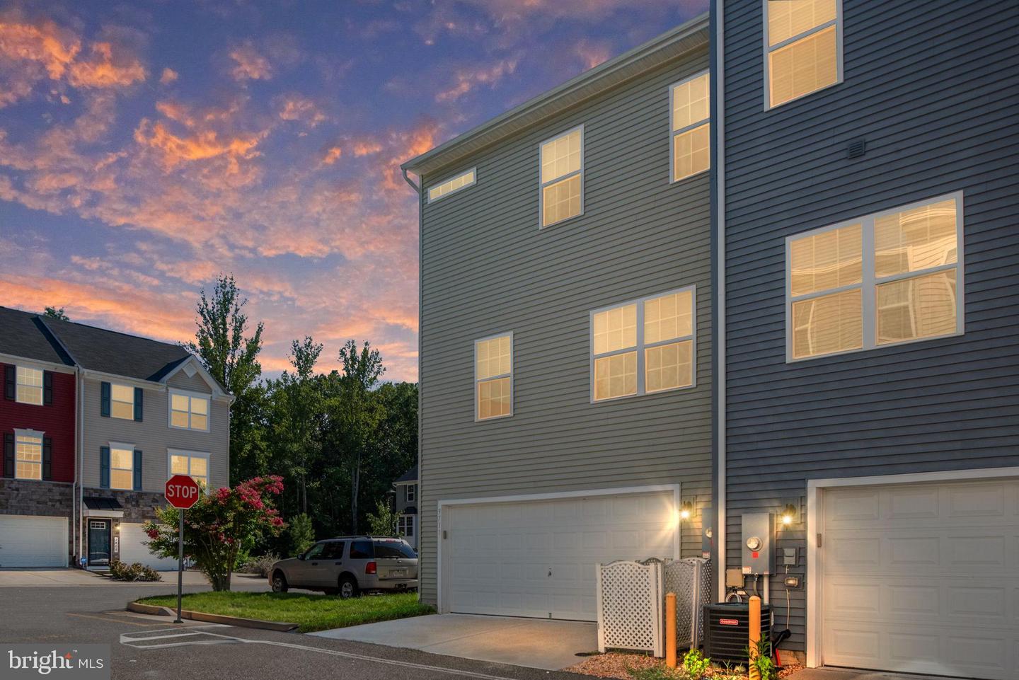9711 CEDARMASS CIR, FREDERICKSBURG, Virginia 22408, 3 Bedrooms Bedrooms, 6 Rooms Rooms,2 BathroomsBathrooms,Residential,For sale,9711 CEDARMASS CIR,VASP2035138 MLS # VASP2035138