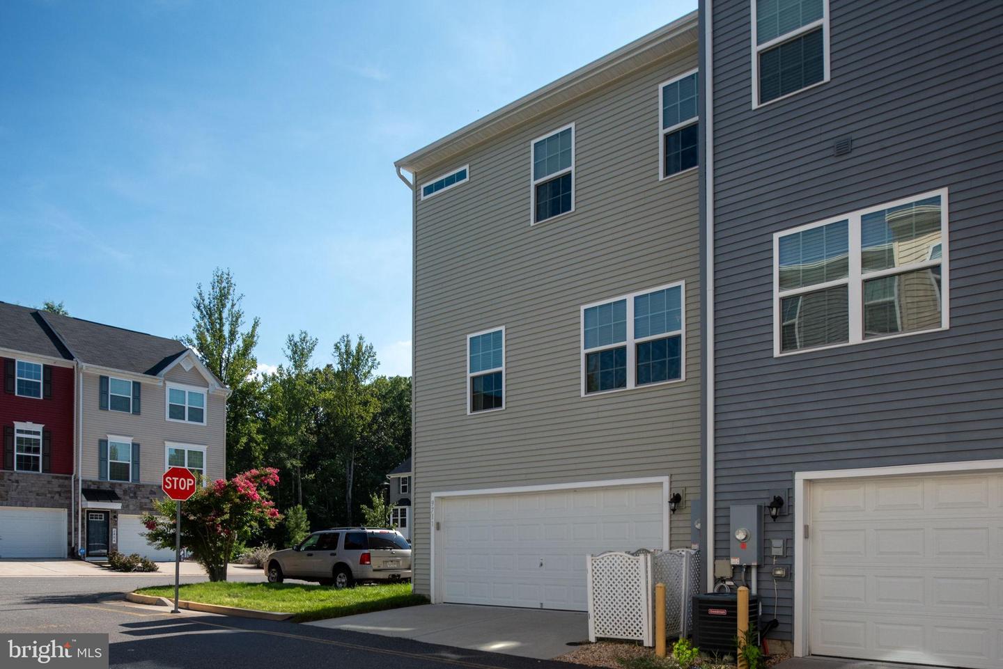 9711 CEDARMASS CIR, FREDERICKSBURG, Virginia 22408, 3 Bedrooms Bedrooms, 6 Rooms Rooms,2 BathroomsBathrooms,Residential,For sale,9711 CEDARMASS CIR,VASP2035138 MLS # VASP2035138