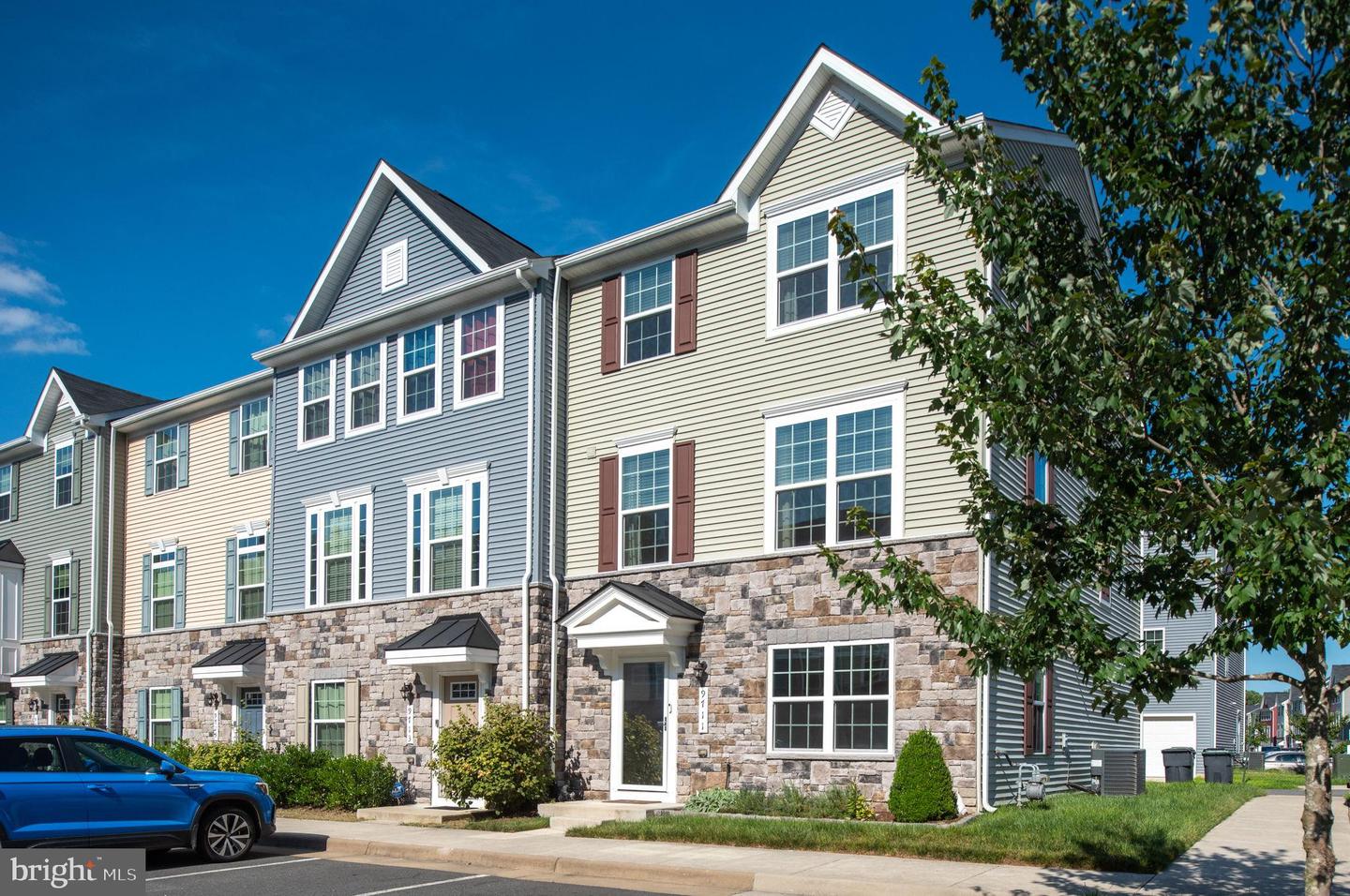 9711 CEDARMASS CIR, FREDERICKSBURG, Virginia 22408, 3 Bedrooms Bedrooms, 6 Rooms Rooms,2 BathroomsBathrooms,Residential,For sale,9711 CEDARMASS CIR,VASP2035138 MLS # VASP2035138