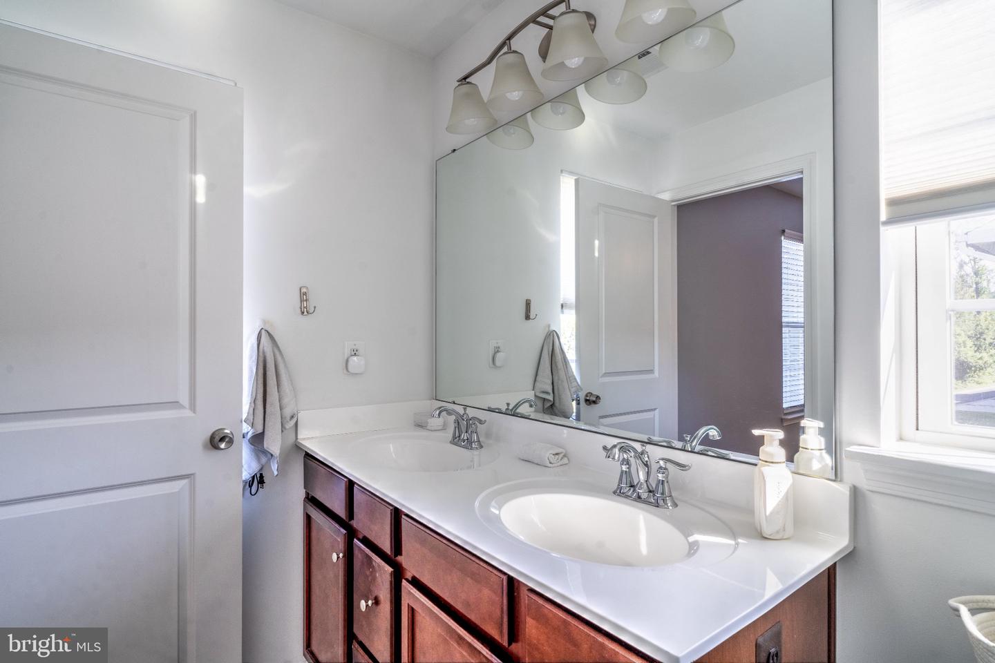 8657 ROSECRANS LN, SPOTSYLVANIA, Virginia 22553, 3 Bedrooms Bedrooms, 6 Rooms Rooms,2 BathroomsBathrooms,Residential,For sale,8657 ROSECRANS LN,VASP2035140 MLS # VASP2035140