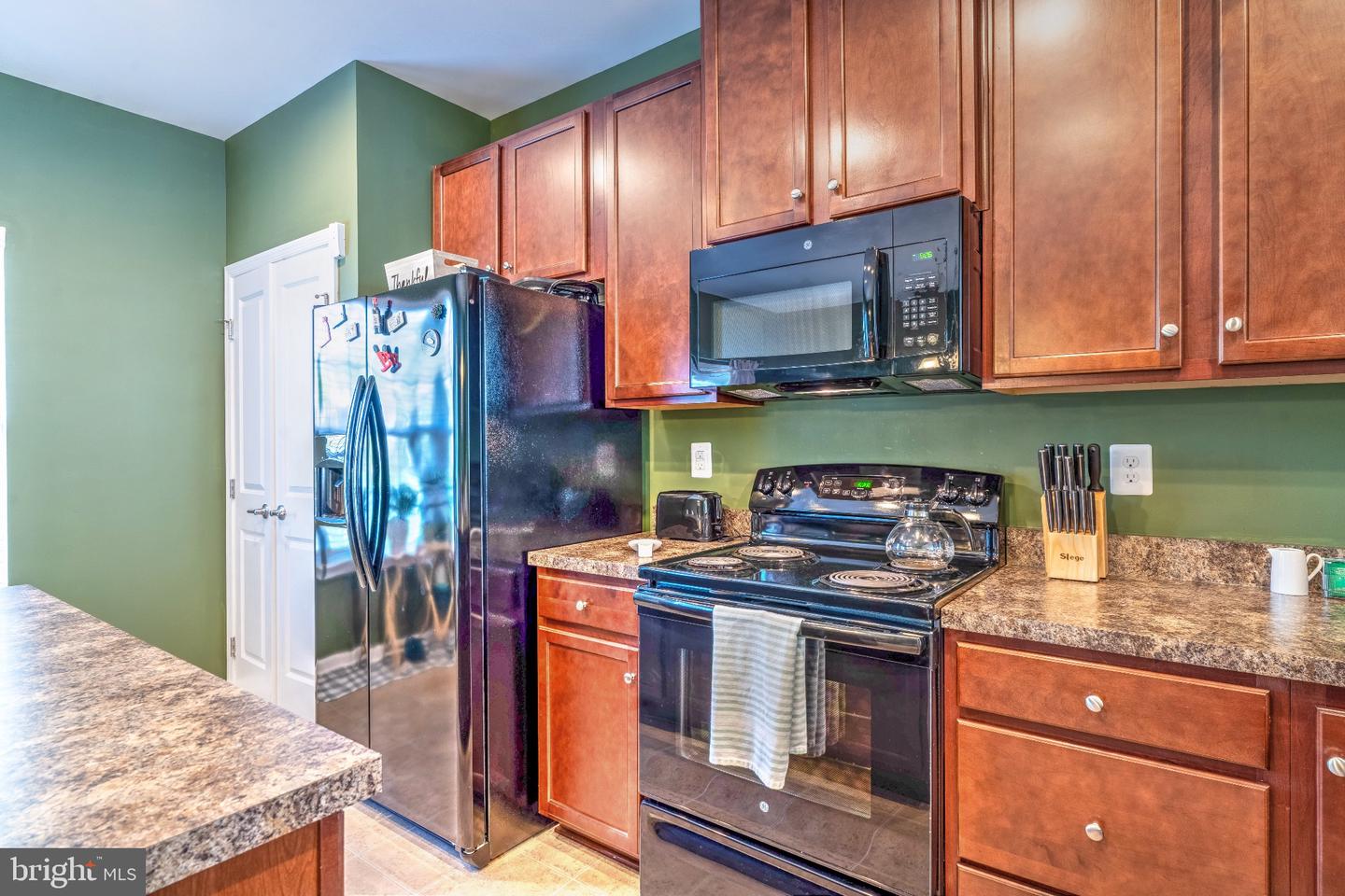 8657 ROSECRANS LN, SPOTSYLVANIA, Virginia 22553, 3 Bedrooms Bedrooms, 6 Rooms Rooms,2 BathroomsBathrooms,Residential,For sale,8657 ROSECRANS LN,VASP2035140 MLS # VASP2035140