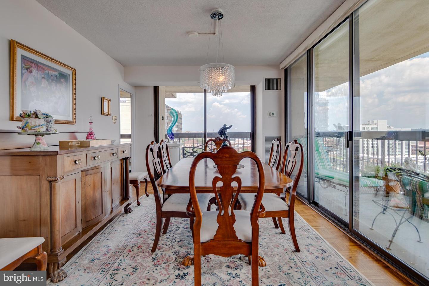400 MADISON ST #1308, ALEXANDRIA, Virginia 22314, 3 Bedrooms Bedrooms, ,2 BathroomsBathrooms,Residential,For sale,400 MADISON ST #1308,VAAX2048130 MLS # VAAX2048130