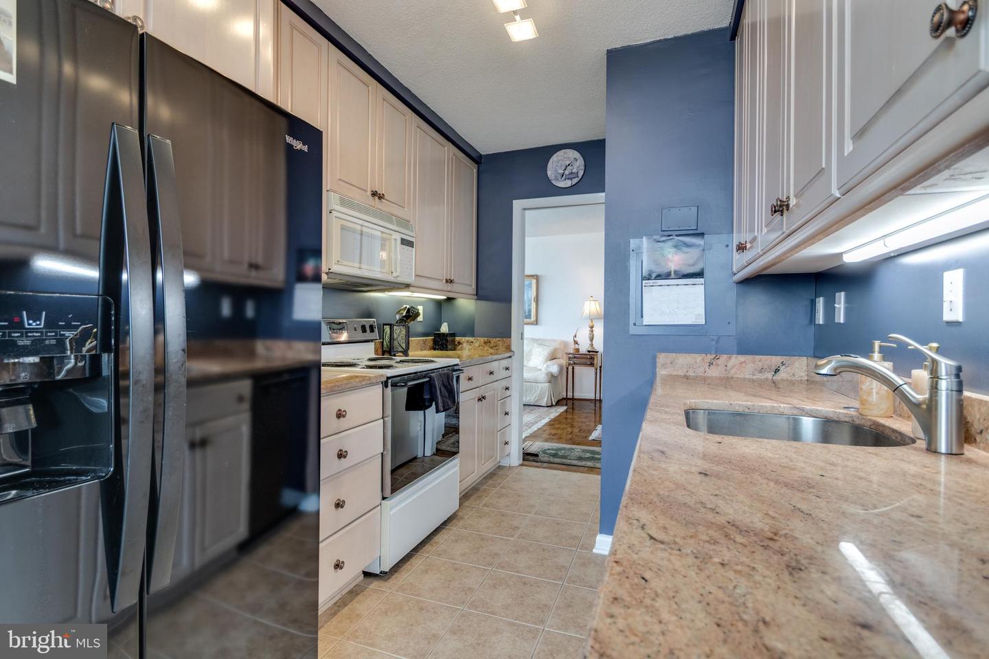 400 MADISON ST #1308, ALEXANDRIA, Virginia 22314, 3 Bedrooms Bedrooms, ,2 BathroomsBathrooms,Residential,For sale,400 MADISON ST #1308,VAAX2048130 MLS # VAAX2048130