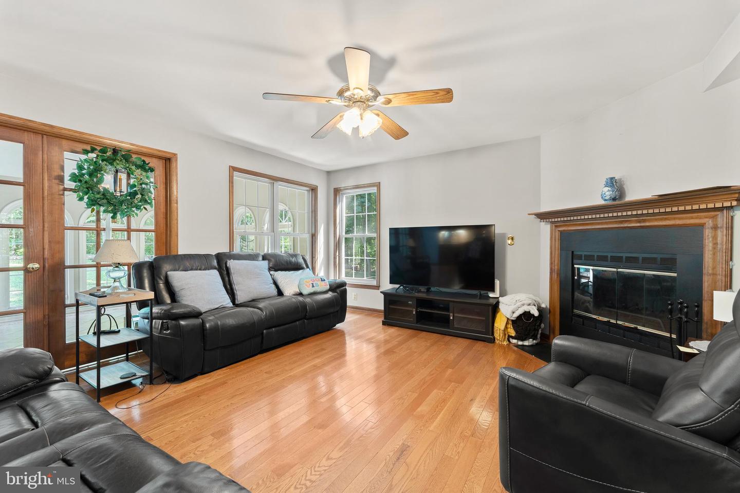 42 AMSONIA CT, STAFFORD, Virginia 22556, 5 Bedrooms Bedrooms, ,3 BathroomsBathrooms,Residential,For sale,42 AMSONIA CT,VAST2041392 MLS # VAST2041392