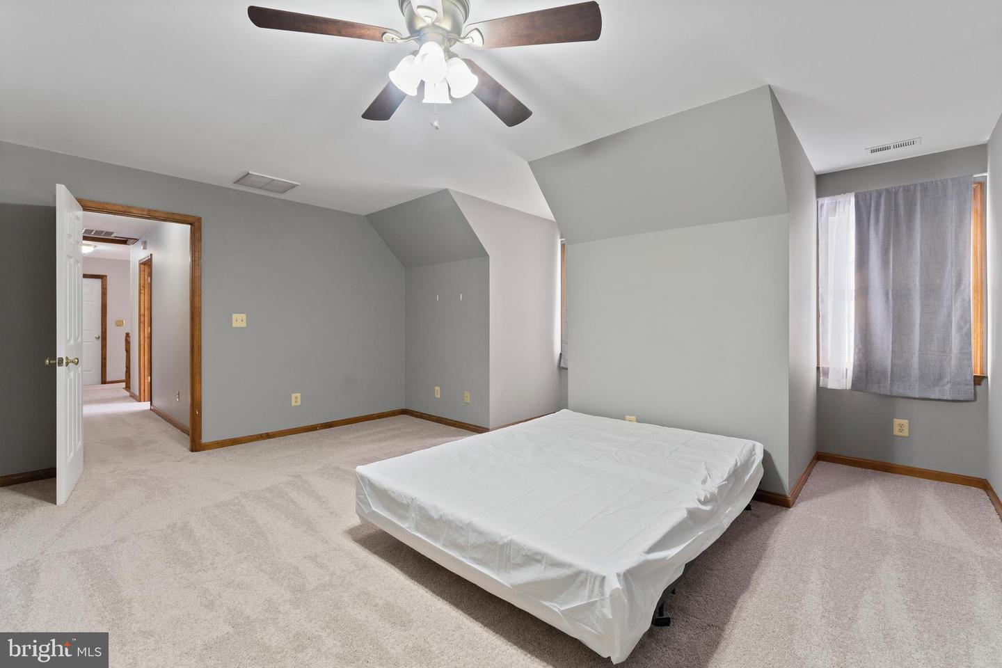 42 AMSONIA CT, STAFFORD, Virginia 22556, 5 Bedrooms Bedrooms, ,3 BathroomsBathrooms,Residential,For sale,42 AMSONIA CT,VAST2041392 MLS # VAST2041392