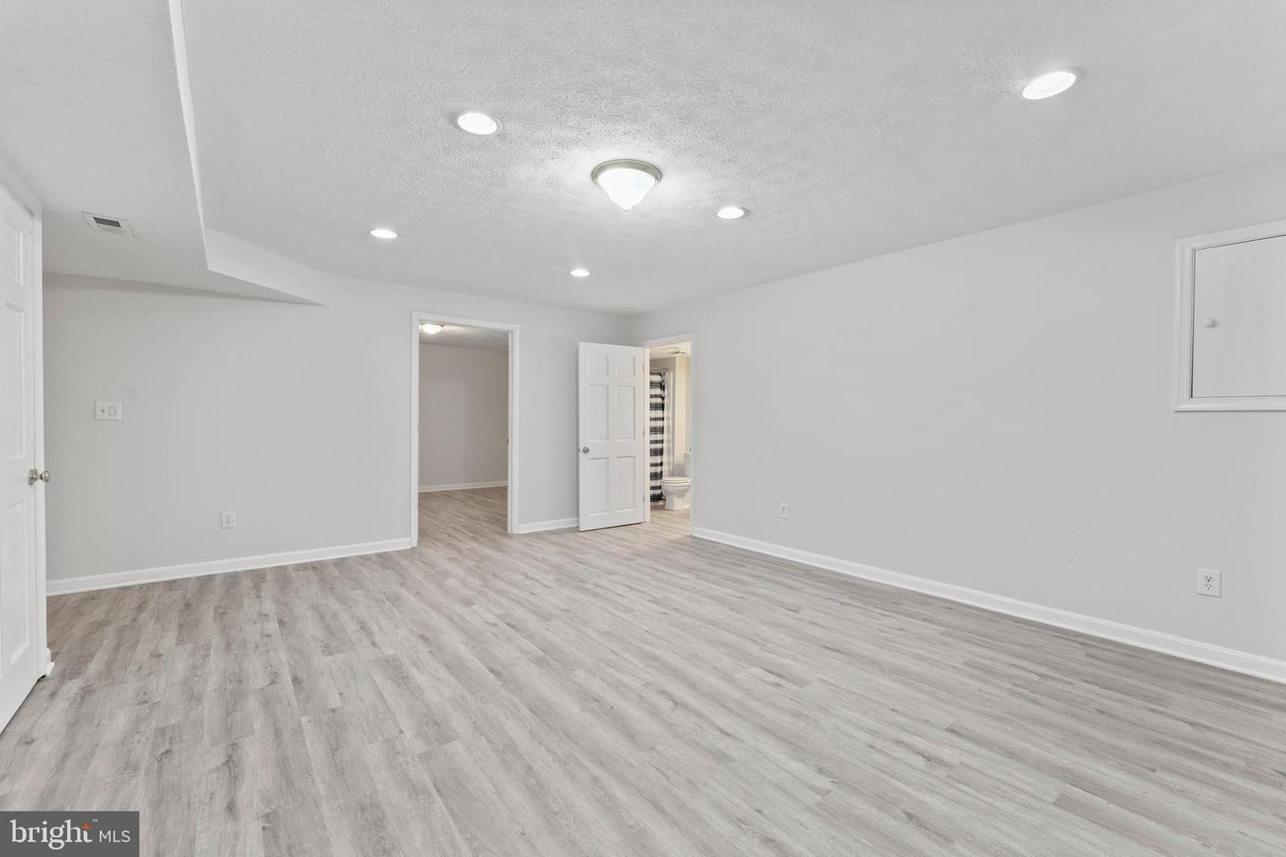 42 AMSONIA CT, STAFFORD, Virginia 22556, 5 Bedrooms Bedrooms, ,3 BathroomsBathrooms,Residential,For sale,42 AMSONIA CT,VAST2041392 MLS # VAST2041392