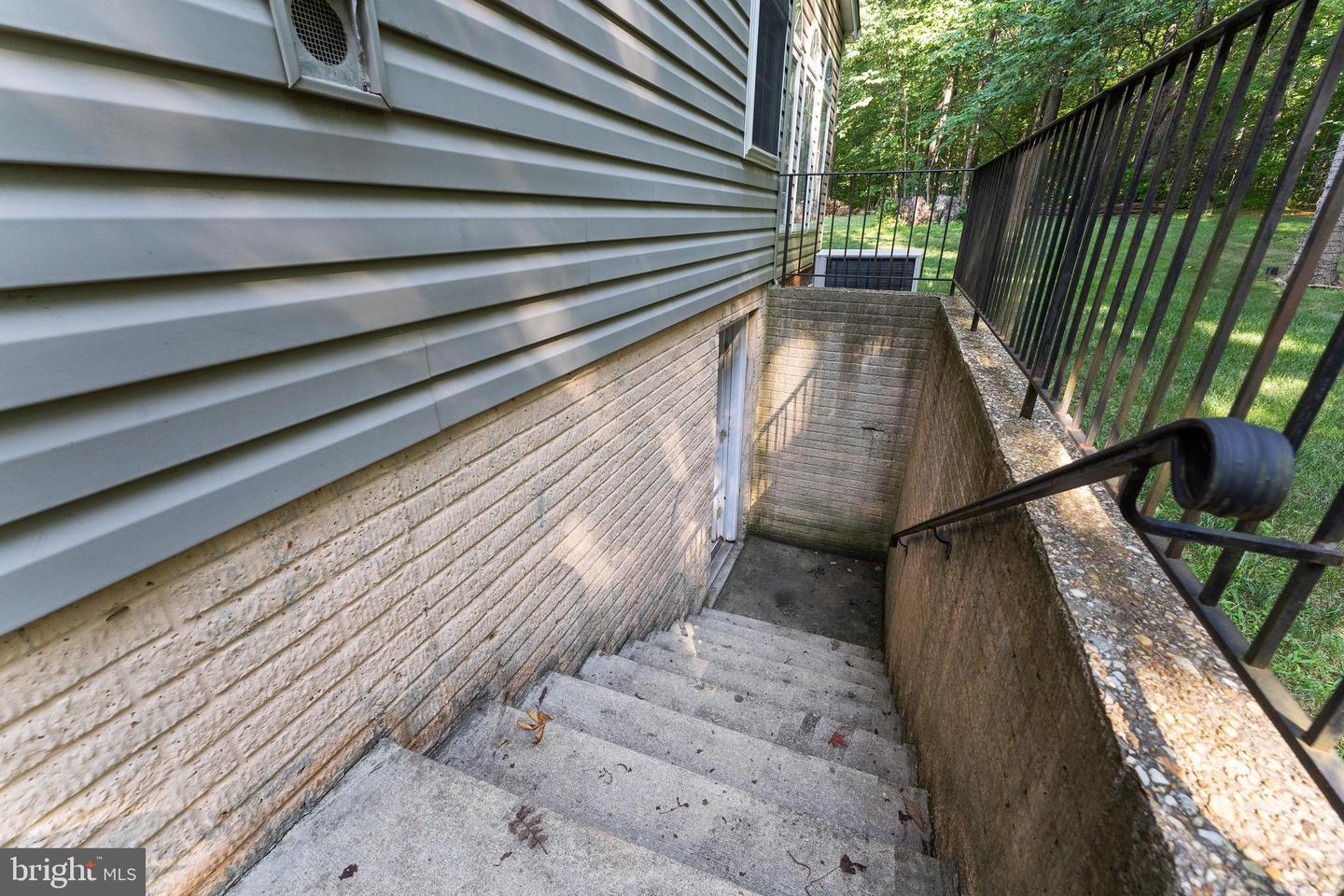 42 AMSONIA CT, STAFFORD, Virginia 22556, 5 Bedrooms Bedrooms, ,3 BathroomsBathrooms,Residential,For sale,42 AMSONIA CT,VAST2041392 MLS # VAST2041392