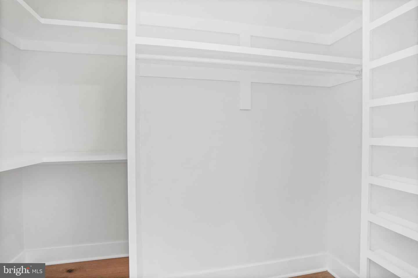 1631 G ST SE, WASHINGTON, District Of Columbia 20003, 5 Bedrooms Bedrooms, ,3 BathroomsBathrooms,Residential,For sale,1631 G ST SE,DCDC2213282 MLS # DCDC2213282