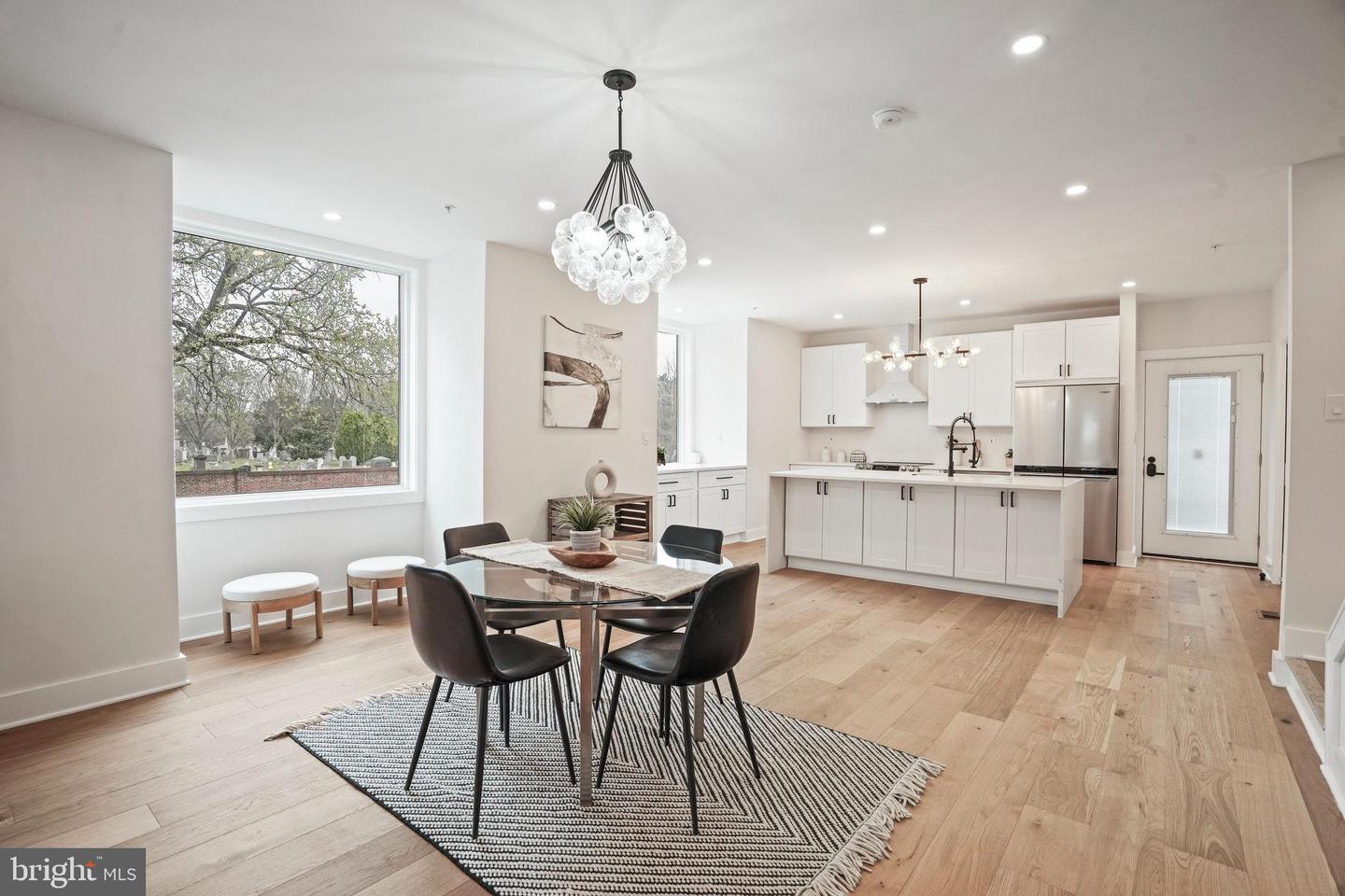 1631 G ST SE, WASHINGTON, District Of Columbia 20003, 5 Bedrooms Bedrooms, ,3 BathroomsBathrooms,Residential,For sale,1631 G ST SE,DCDC2213282 MLS # DCDC2213282