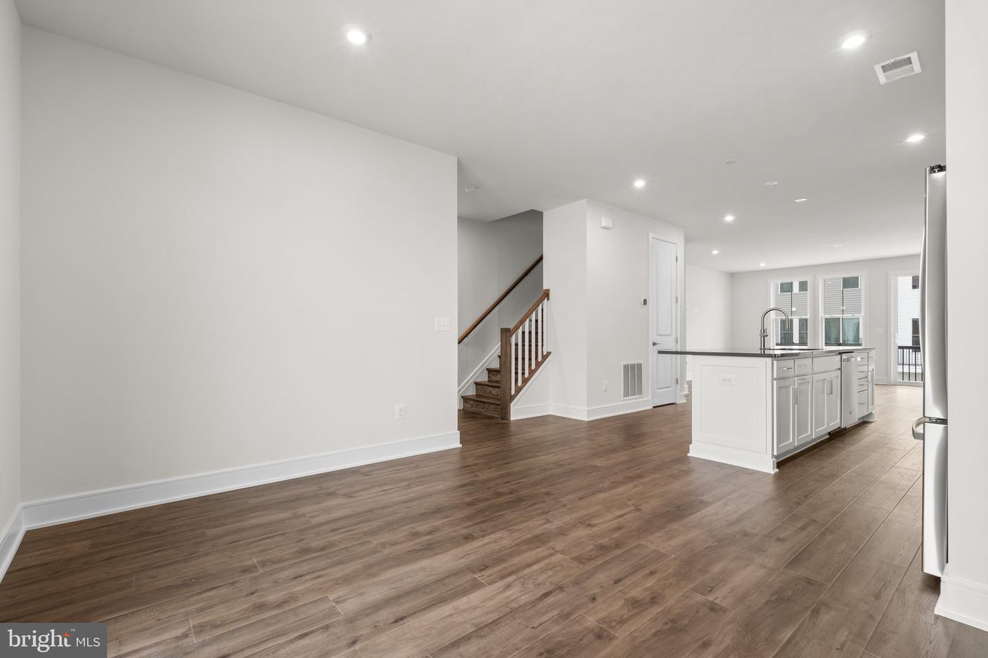23081 COPPER TREE TER, ASHBURN, Virginia 20148, 4 Bedrooms Bedrooms, ,3 BathroomsBathrooms,Residential,For sale,23081 COPPER TREE TER,VALO2103710 MLS # VALO2103710